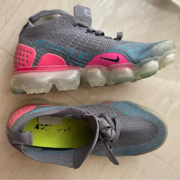 Nike Vapromax 2021 flyknit women’s sneakers 🏃🏻♀️. Size UK:4, eur :37 - Picture 3 of 4